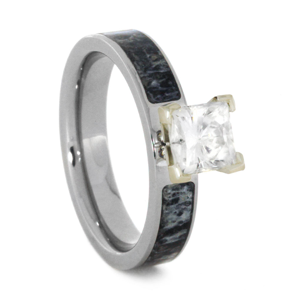 Square Moissanite with Antler Inlay 4mm Comfort-Fit Polished Titanium Ring.