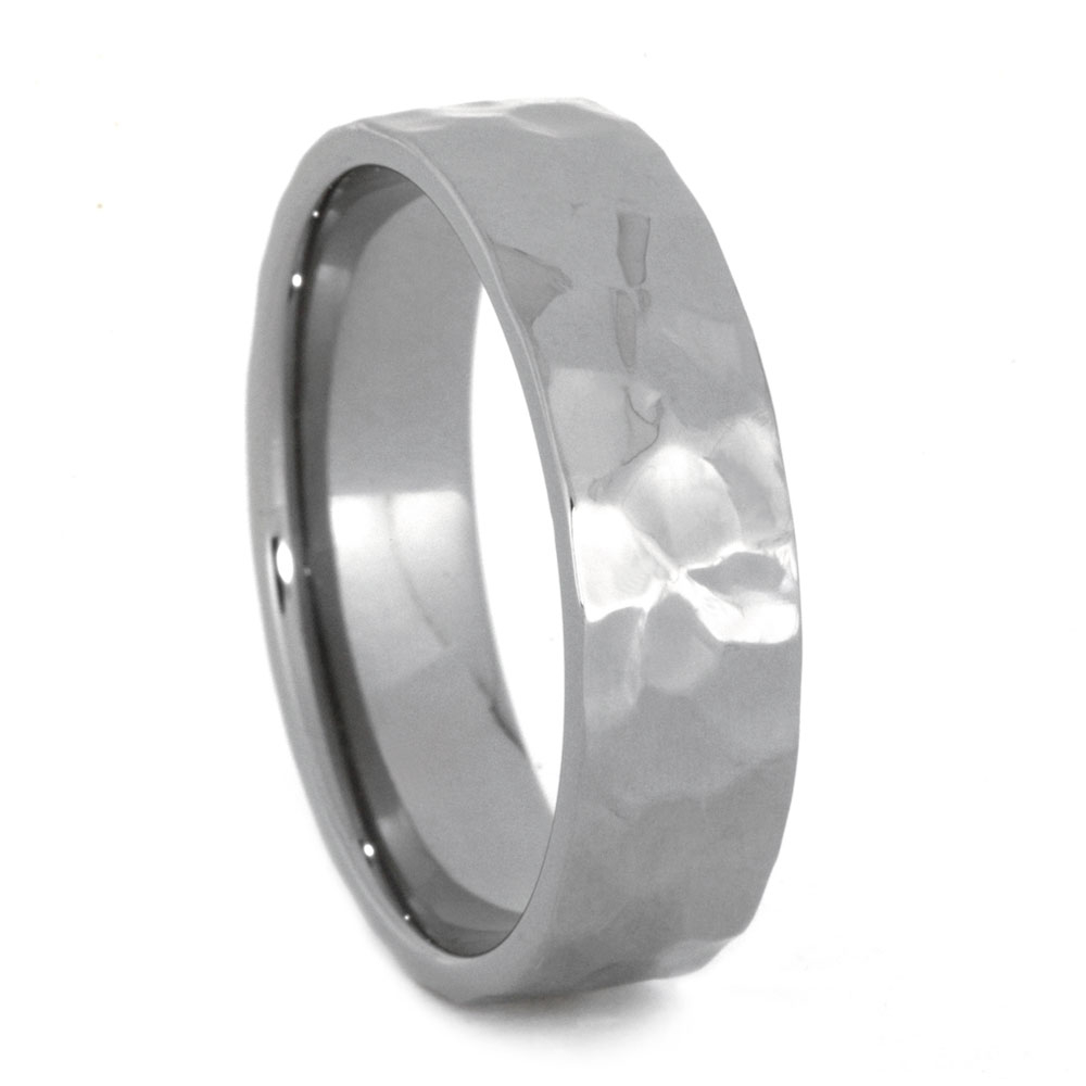 Hammered Profile with Solid Titanium 7mm Comfort-Fit Brushed Titanium Ring.