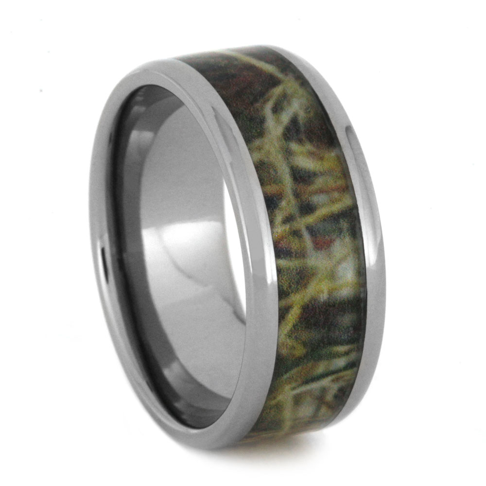 Camouflage with Camo Print Inlay 9mm Comfort-Fit Polished Titanium Wedding Ring.