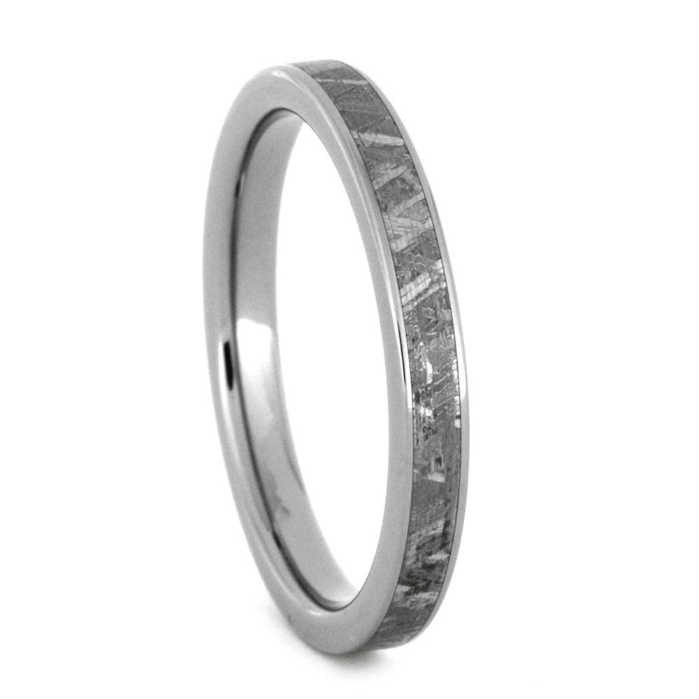 Gibeon Meteorite Inlay 3mm Comfort-Fit Polished Titanium Wedding Band.