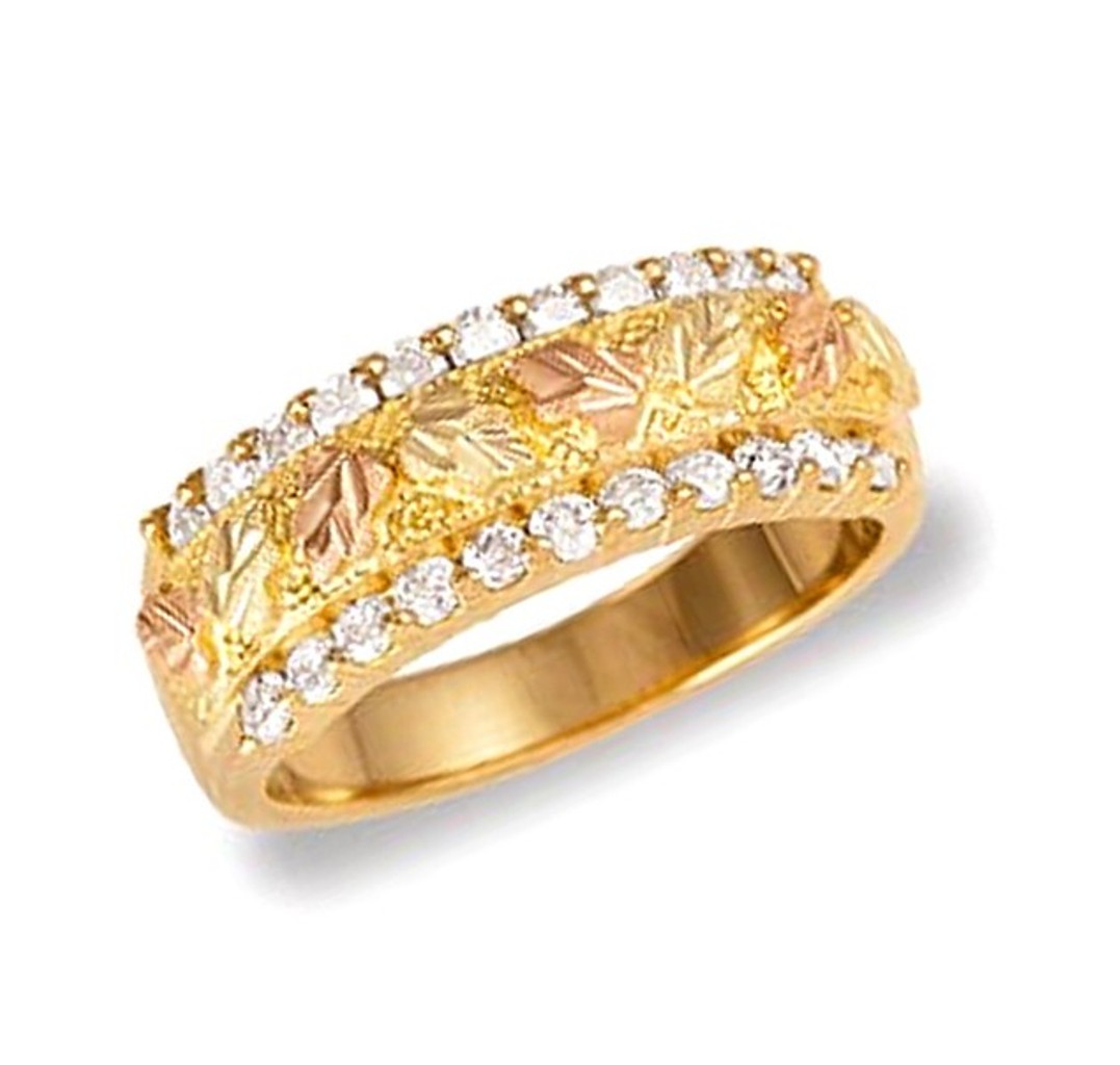 CTri-Color Diamond Ring, 10k Yellow Gold.