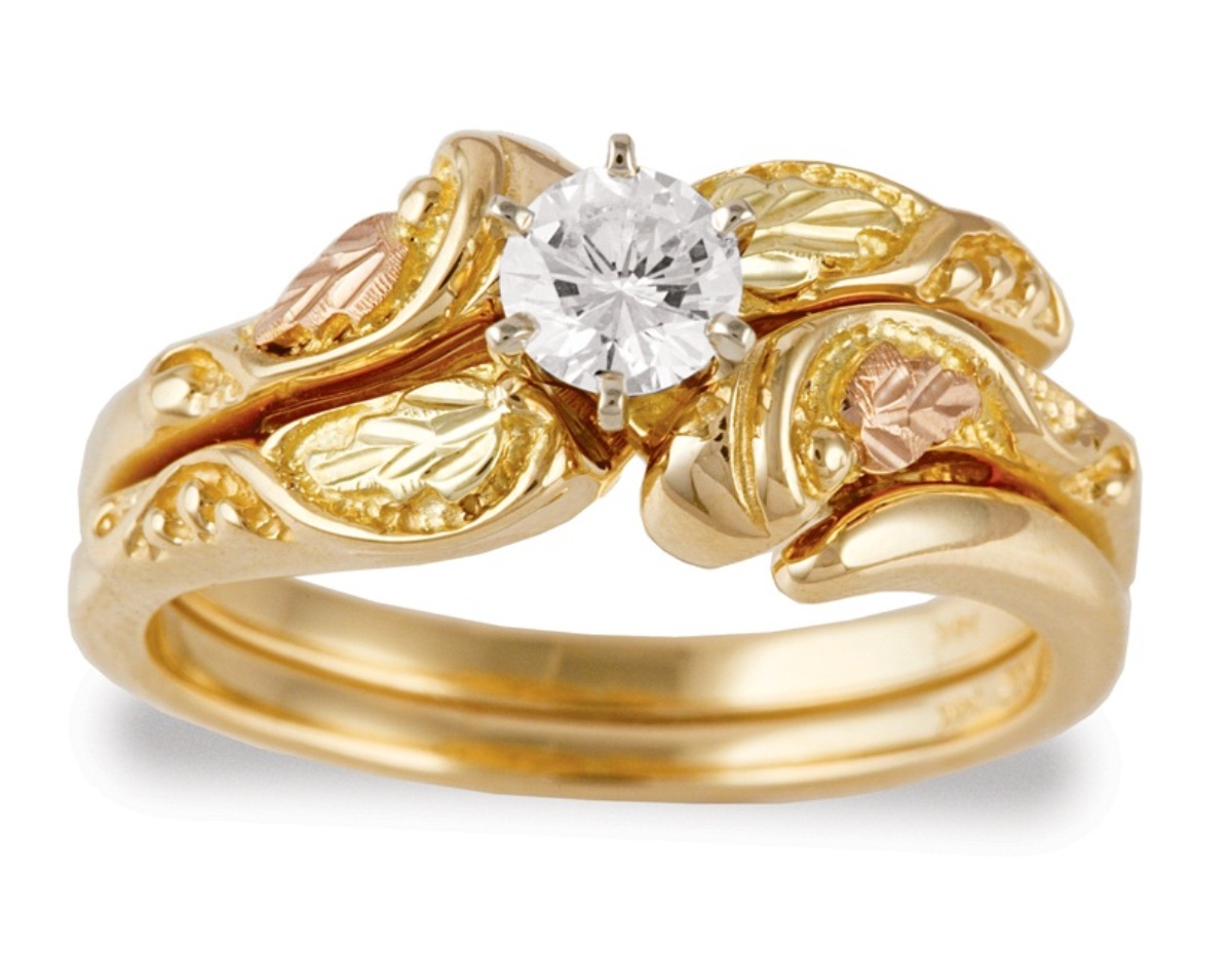 10k Yellow Gold Leaves and Grapes Ring