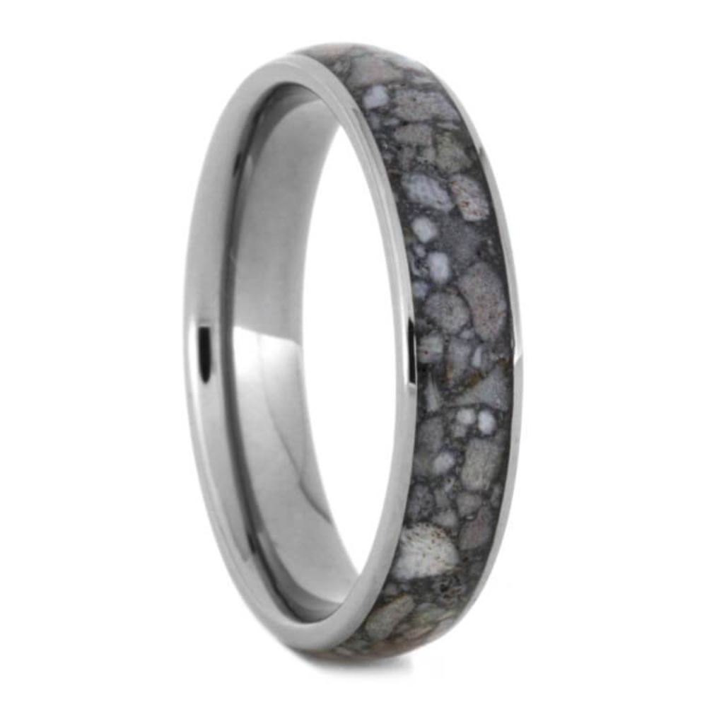 Deer Antler 8mm Titanium Comfort-Fit Wedding Band