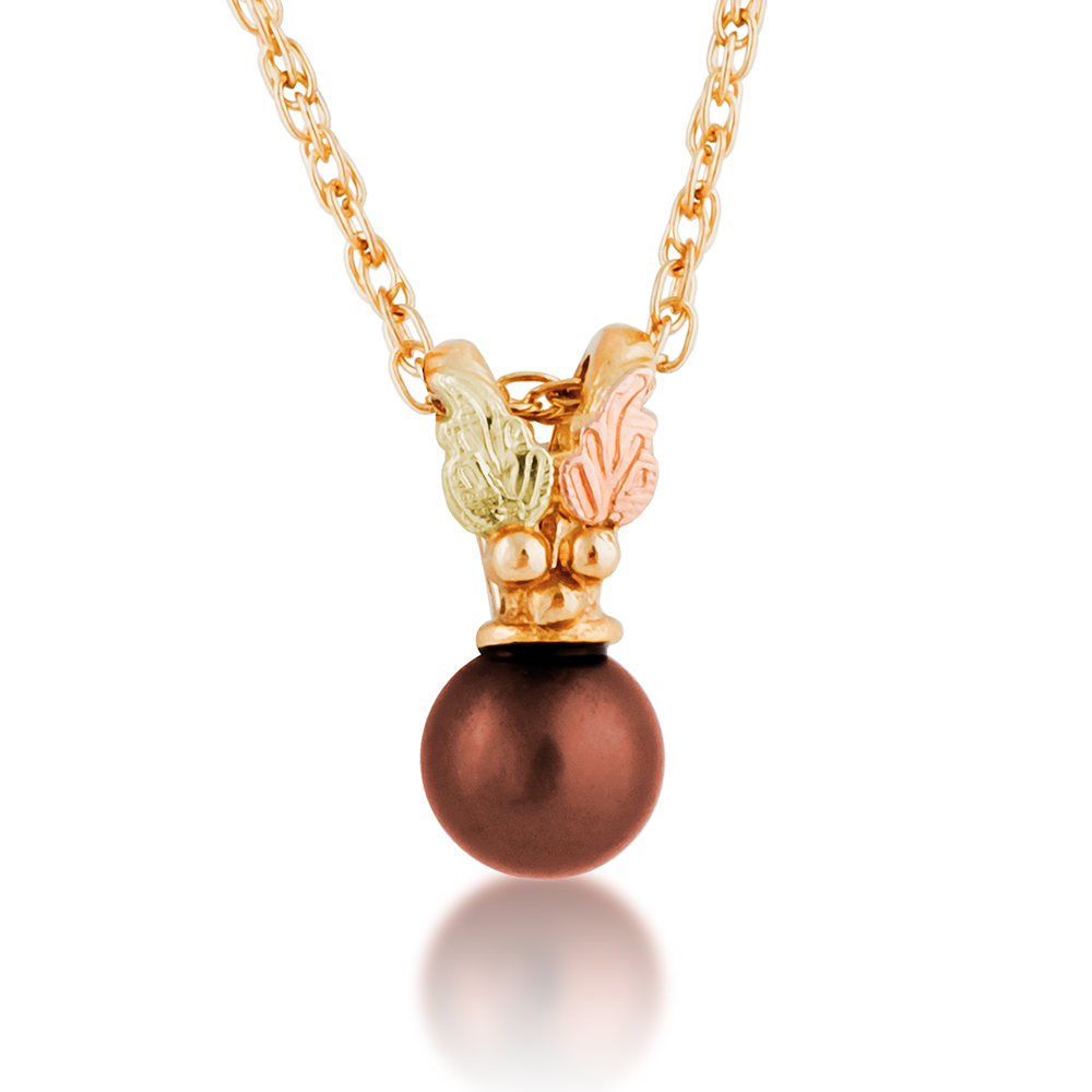 Black Hills Gold Necklace with Pearl Accent Pendant. 