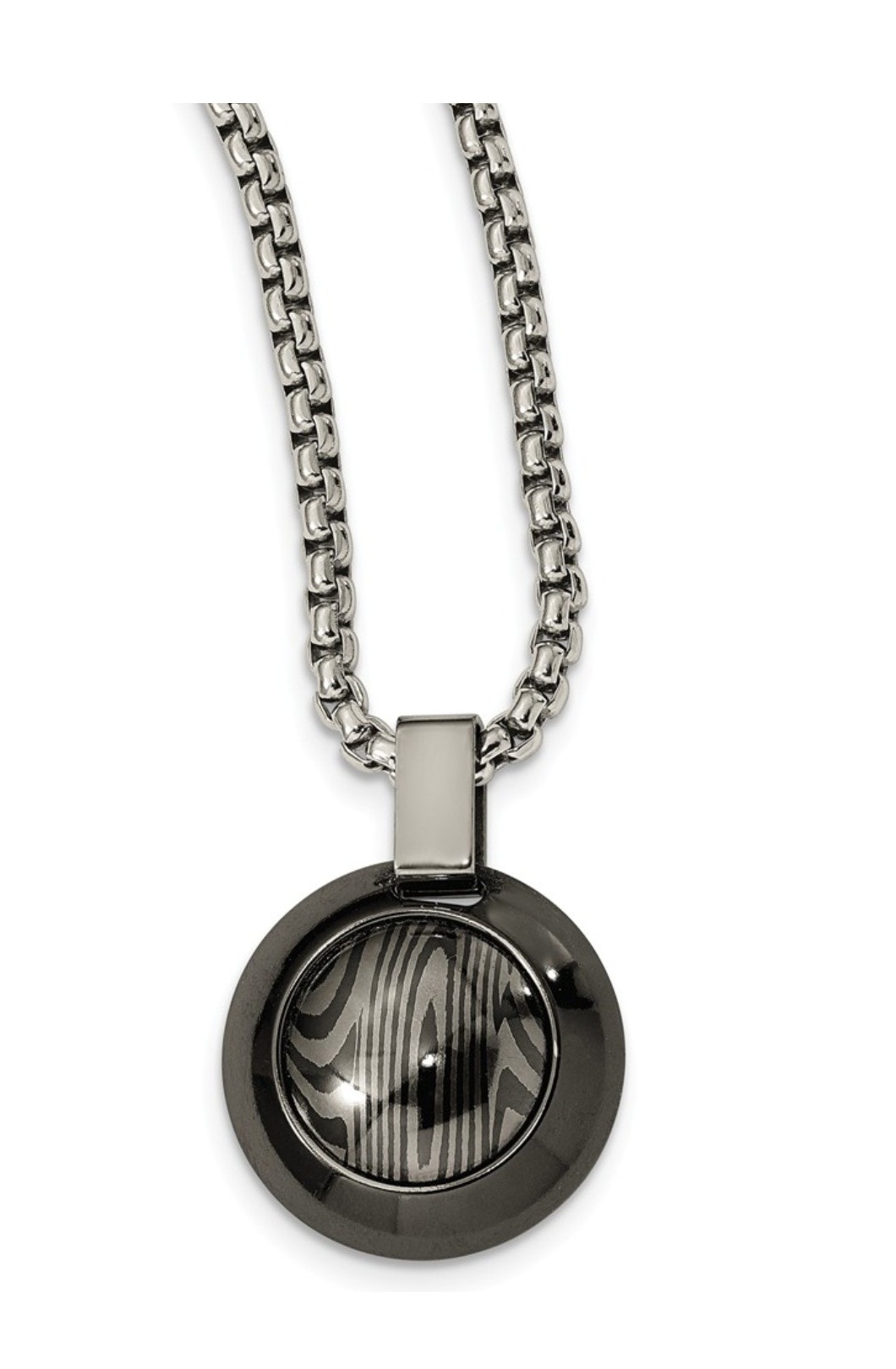  Timoku And Black Ti Round Pendant Necklace