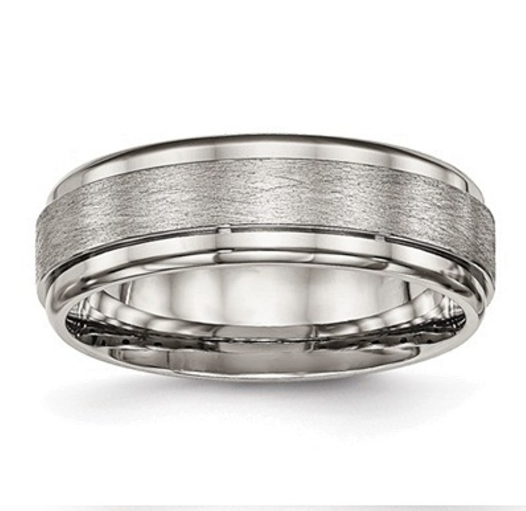 Brushed Grey Titanium 7mm Ridged Edge Ring