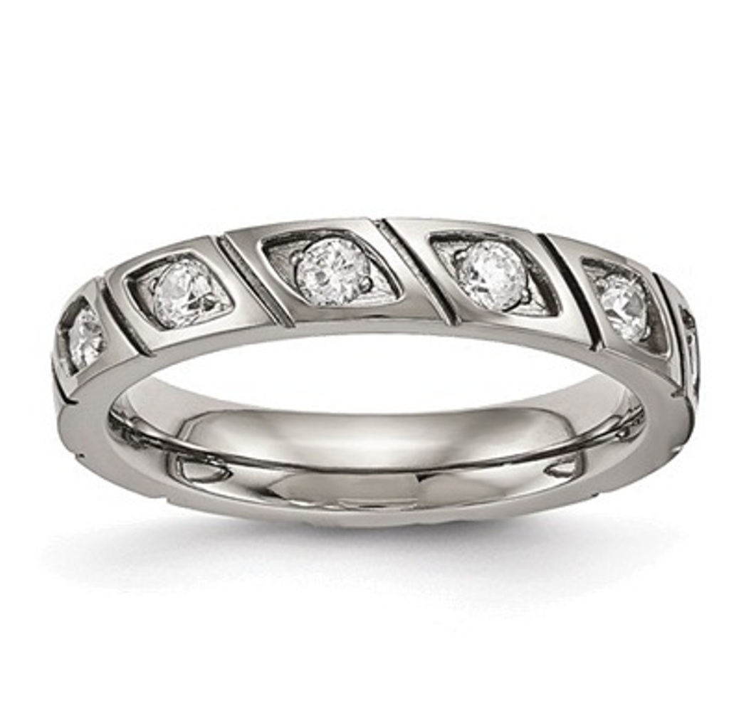 Polished Grey Titanium Grooved CZ Band