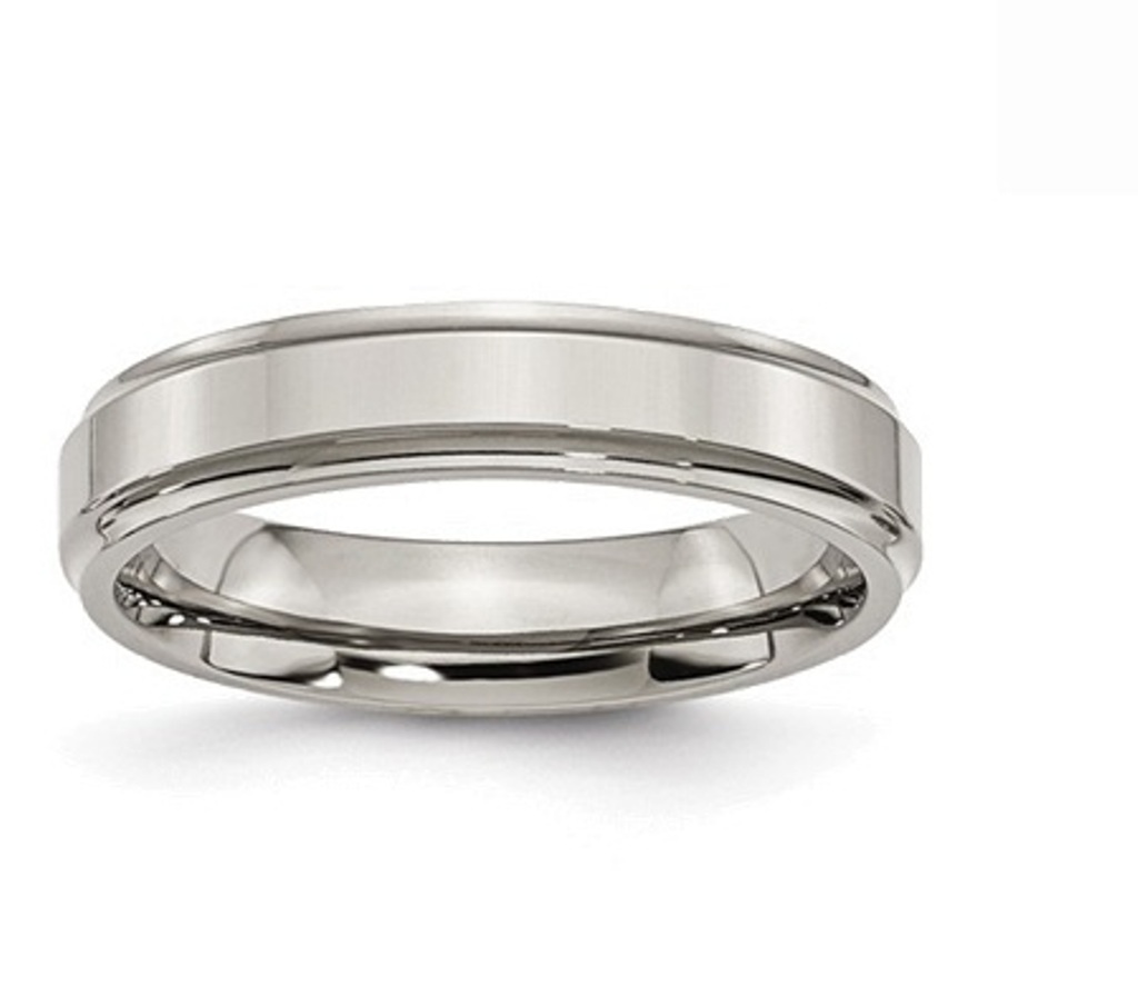 Polished Grey Titanium 5mm Ridged Edge Band